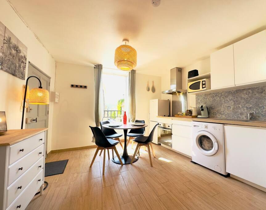 Charmant Studio A 200M Du Gardon Remoulins Zewnętrze zdjęcie